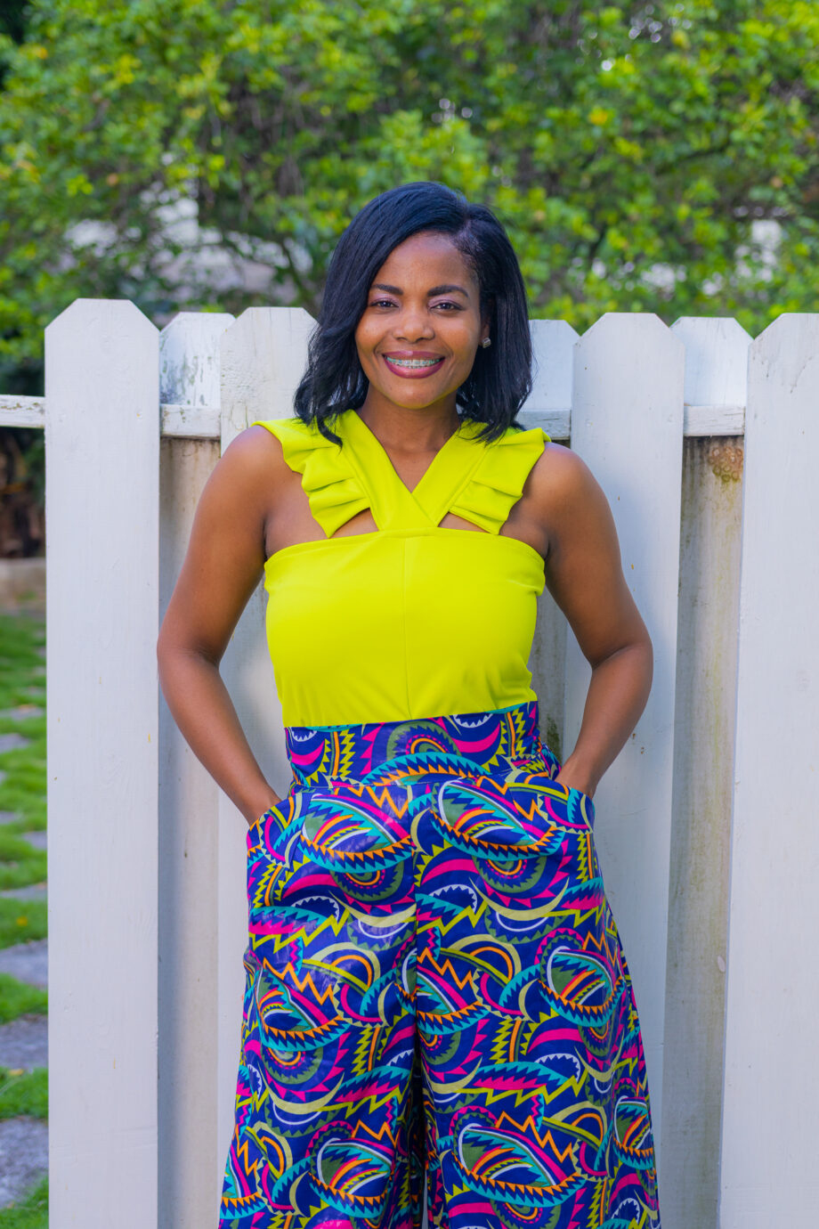 Lemonish green top with shoulder frills