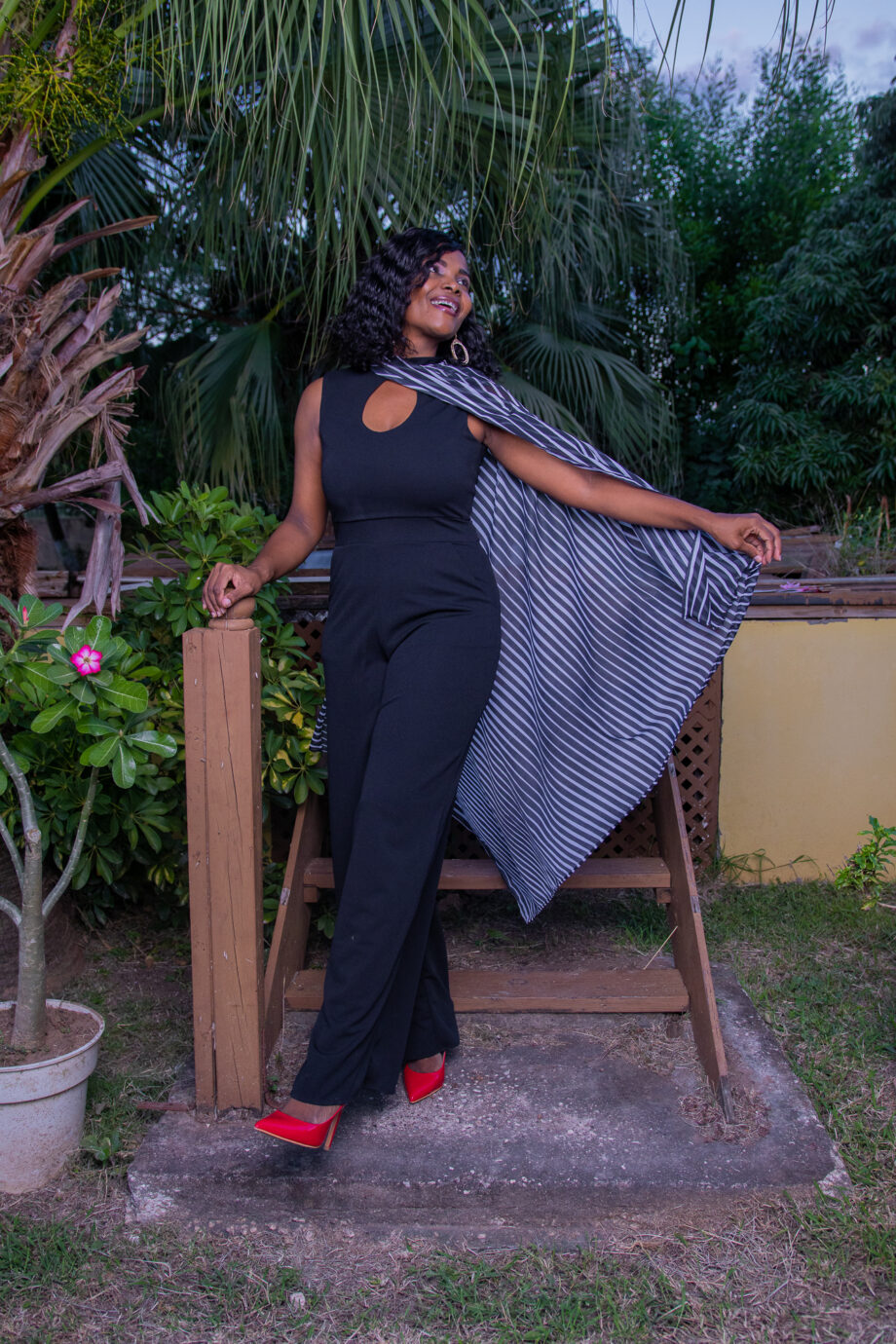 Zolar black palazzo jumper with stripe side