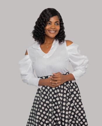 Peak-a-boo pleated detailed sleeve cotton top