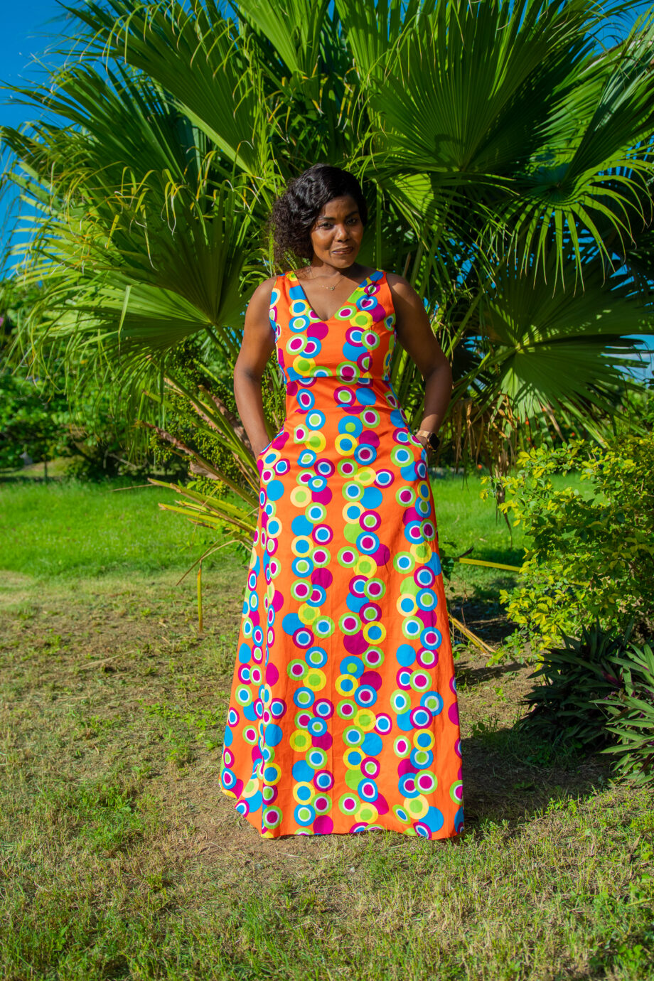 Dotted uniqua A-line dress